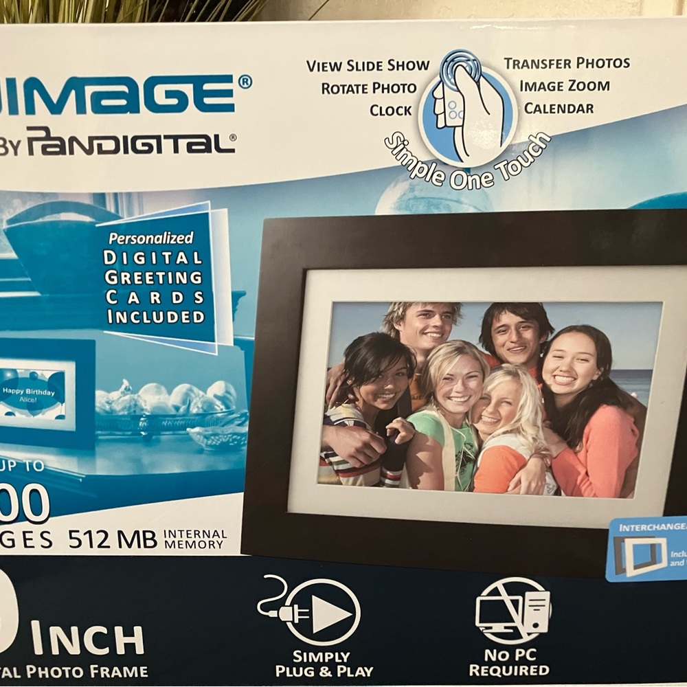 9” Digital Photo Frame - Picture 2 of 3